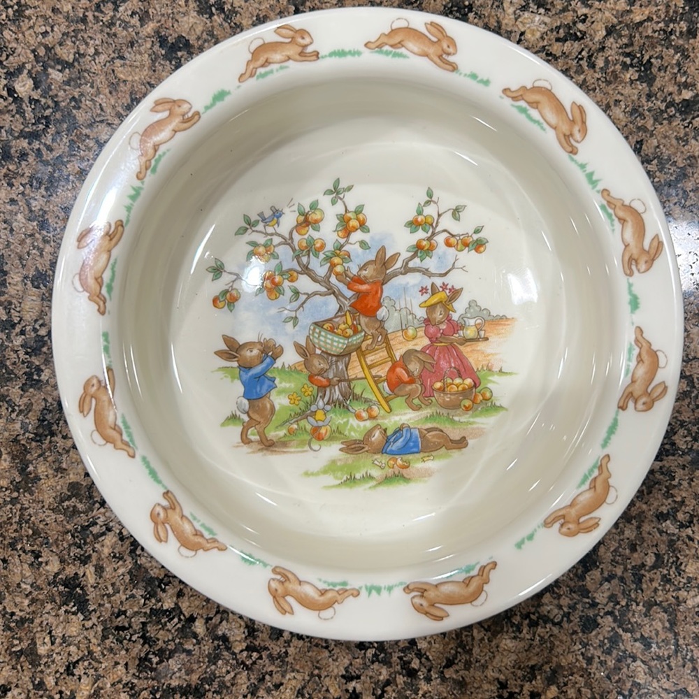 Bunnykins English Fine Bone China - Picture 1 of 6